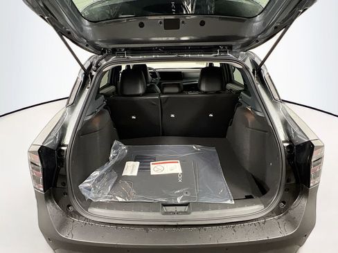 New 2026 Nissan Kicks SR image 23