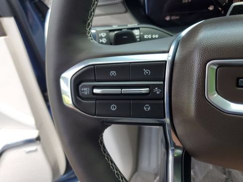 Used 2024 GMC Acadia Denali w/ Super Cruise Package FWD image 27