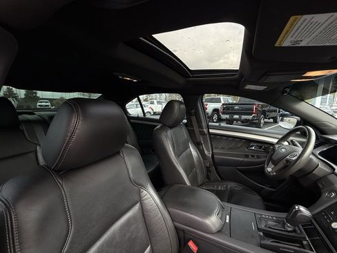 Used 2015 Ford Taurus SEL w/ Equipment Group 201A image 31