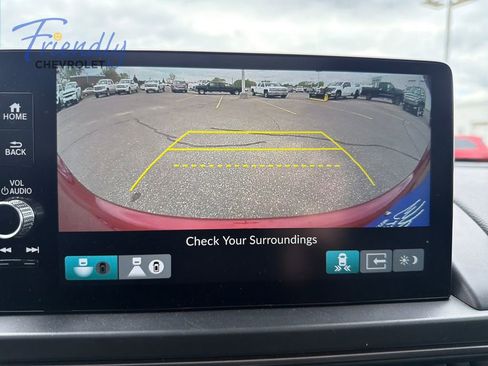 Used 2025 Honda Pilot TrailSport image 17