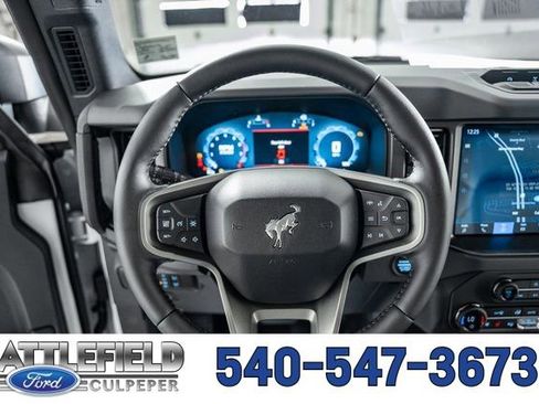 New 2025 Ford Bronco Badlands image 34