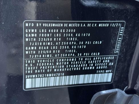 Used 2022 Volkswagen Taos SE image 18