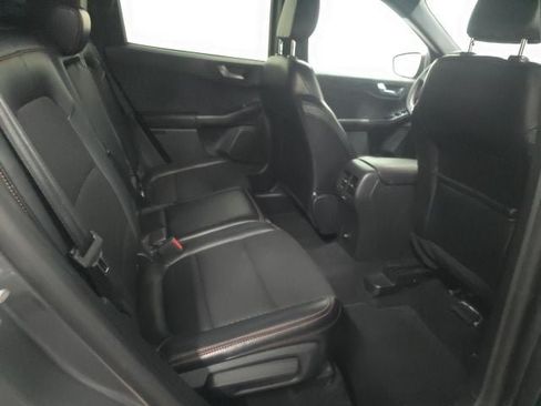 Used 2025 Ford Escape ST-Line FWD image 6