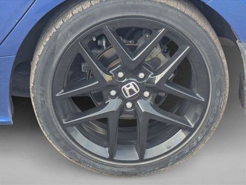 Used 2023 Honda Civic Sport image 14