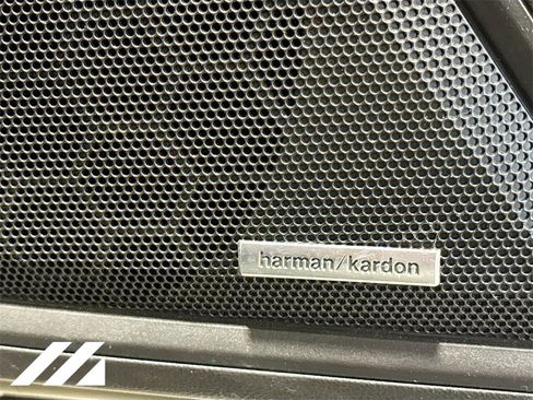 Used 2023 Subaru Outback Touring image 21