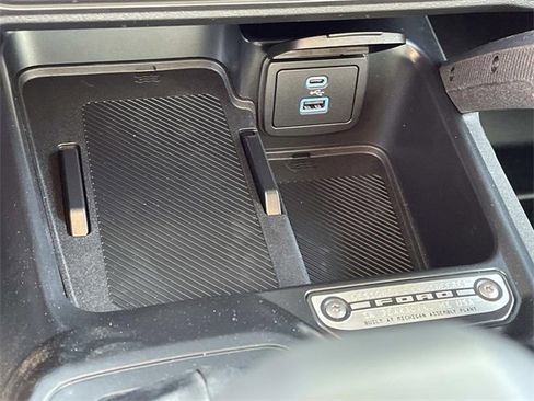 New 2025 Ford Bronco Badlands image 23