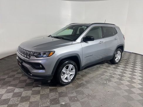 Certified 2022 Jeep Compass Latitude w/ Convenience Group image 4