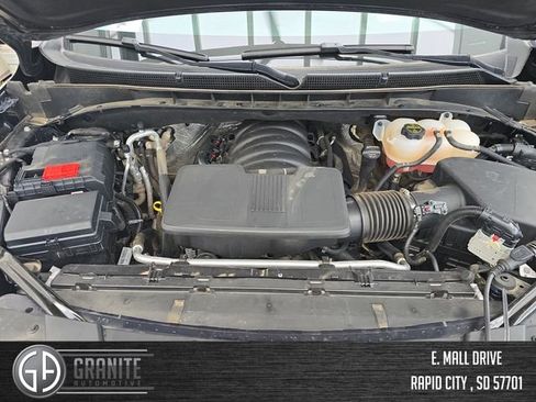 Used 2024 GMC Yukon AT4 w/ Technology Package image 22