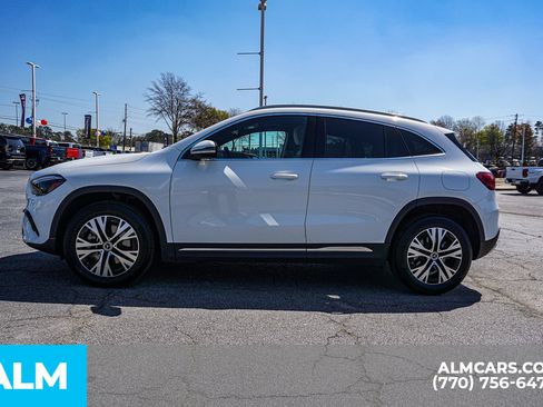 Used 2025 Mercedes-Benz GLA 250 4MATIC image 9