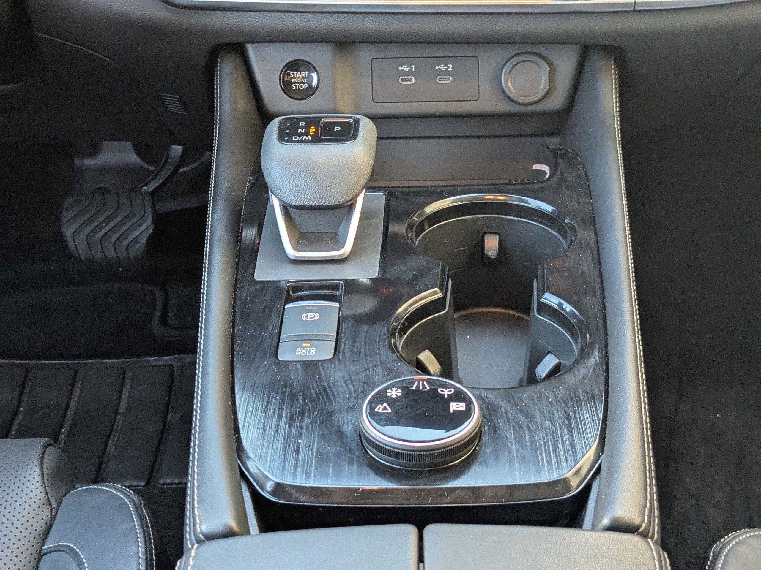 Used 2025 Nissan Rogue Platinum w/ Platinum Premium Package AWD/4WD image 16