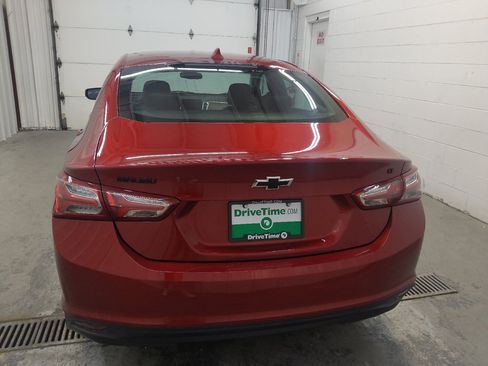 Used 2021 Chevrolet Malibu LT w/ Leather Package FWD image 6
