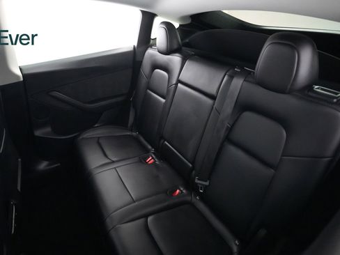 Used 2023 Tesla Model Y Long Range image 24