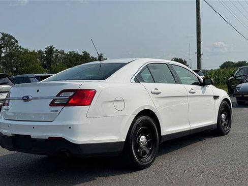 Used 2018 Ford Taurus Police Interceptor AWD image 5
