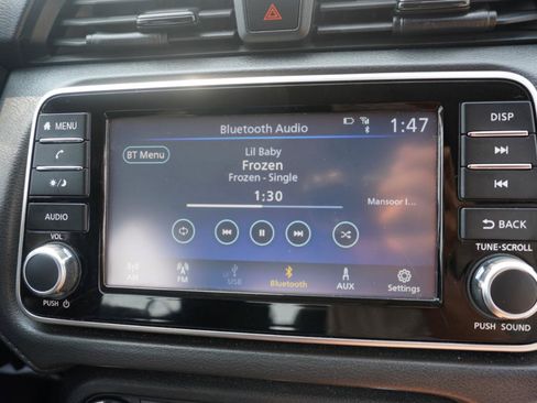 Used 2024 Nissan Versa S w/ Trunk Package FWD image 21