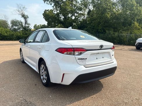 Used 2023 Toyota Corolla LE FWD image 7