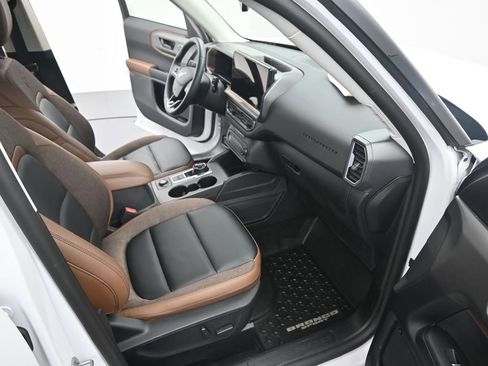 Used 2025 Ford Bronco Sport Outer Banks w/ Outer Banks Tech Package+ image 34