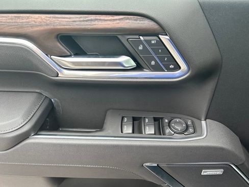 New 2026 GMC Sierra 1500 SLT w/ SLT Premium Package image 12