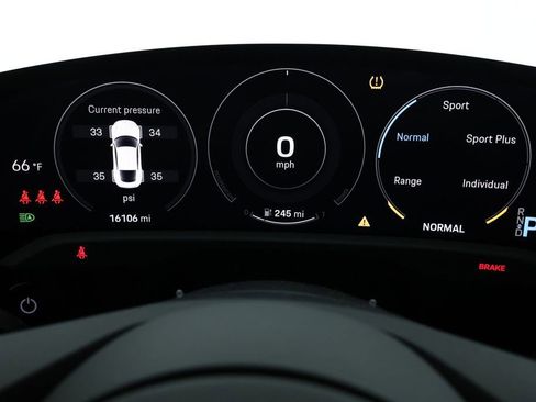 Used 2022 Porsche Taycan GTS w/ Premium Package (P6U) image 13