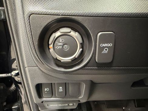 Used 2014 Honda Ridgeline SE image 14
