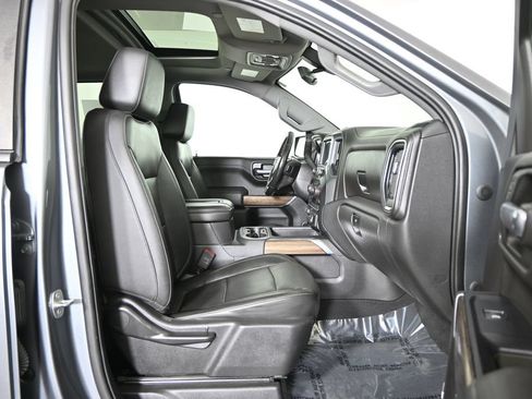 Used 2020 Chevrolet Silverado 1500 LT Trail Boss AWD/4WD image 14