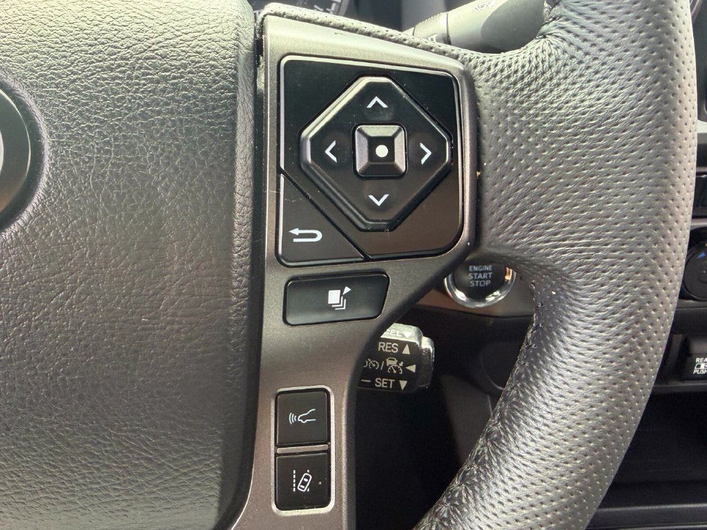 Used 2021 Toyota Tacoma TRD Pro AWD/4WD image 28