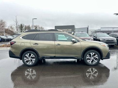 Certified 2022 Subaru Outback Touring w/ Popular Package #2 image 14