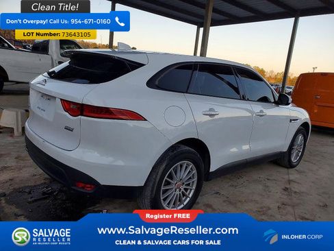 Used 2017 Jaguar F-PACE image 4
