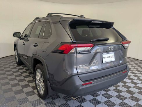 Used 2024 Toyota RAV4 XLE Premium FWD image 8