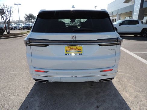 New 2026 Buick Enclave Avenir w/ Super Cruise Package image 6