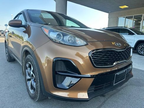 Used 2020 Kia Sportage LX FWD image 3