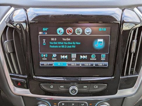 Used 2019 Chevrolet Traverse LT image 12