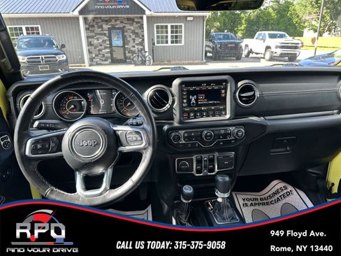 Used 2023 Jeep Wrangler Unlimited Sahara w/ LED Lighting Group AWD/4WD image 14