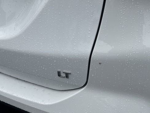 Used 2024 Chevrolet Equinox LT image 7