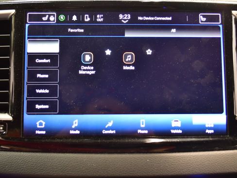 Used 2024 Chrysler Pacifica Touring-L FWD image 29