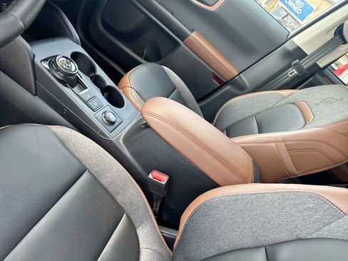 Certified 2024 Ford Bronco Sport Outer Banks w/ Tech Package image 28