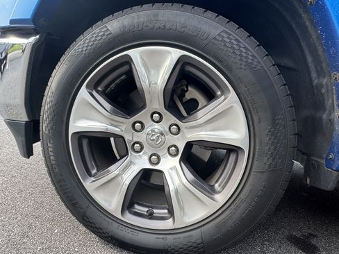 Used 2022 RAM 1500 Laramie AWD/4WD image 13
