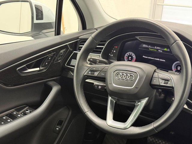 Used 2023 Audi Q7 2.0T Premium w/ Convenience Package AWD/4WD image 11