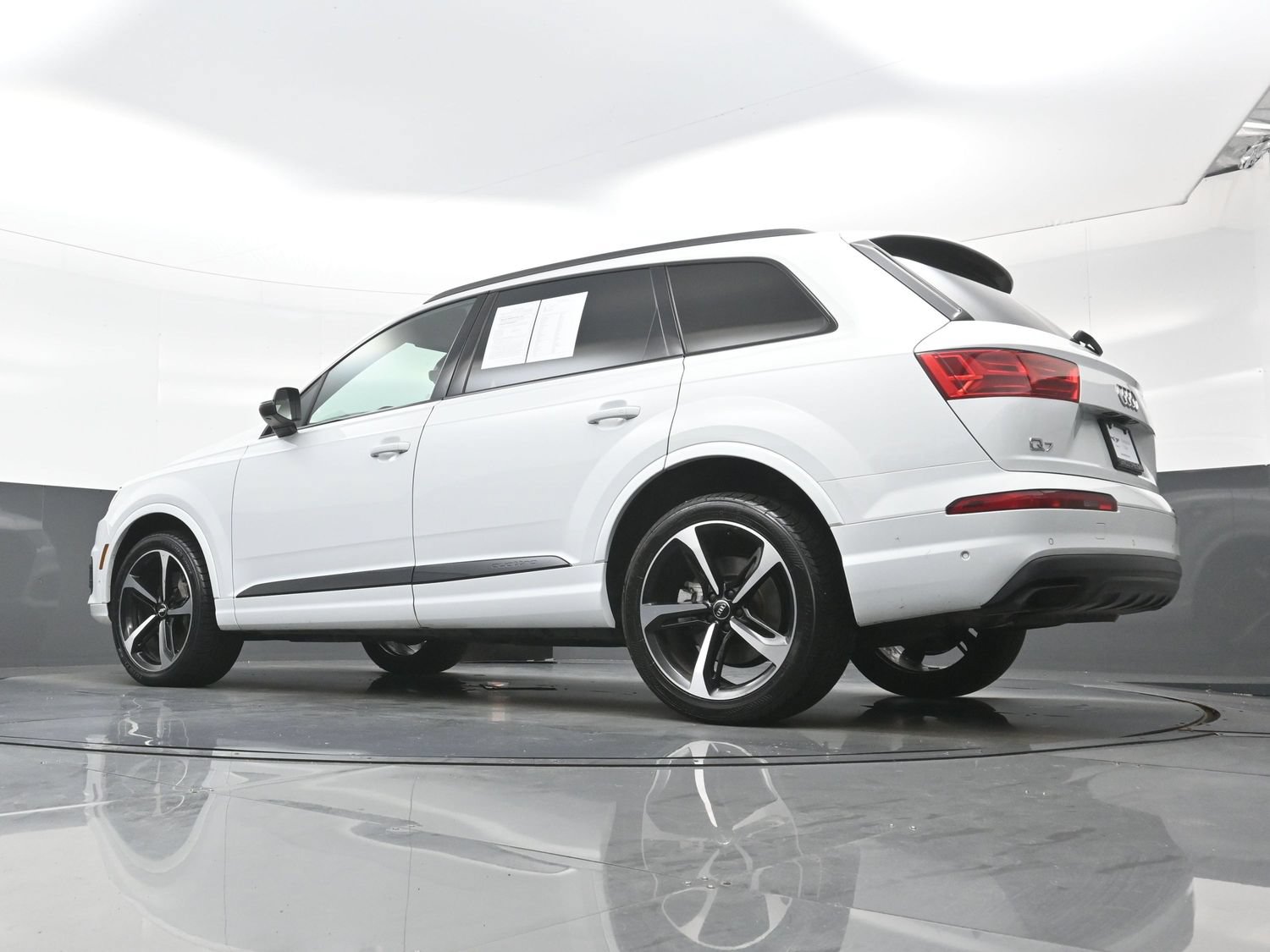 Used 2019 Audi Q7 3.0T Prestige AWD/4WD image 32
