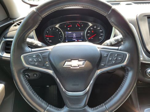 Used 2020 Chevrolet Equinox LT FWD image 13