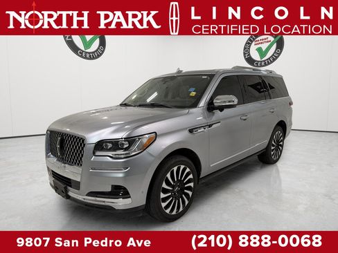 Used 2024 Lincoln Navigator Black Label AWD/4WD image 1