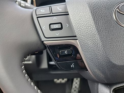 New 2026 Toyota Camry SE FWD image 14
