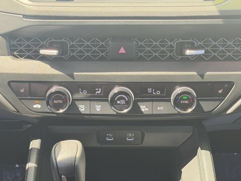 Used 2024 Honda Accord EX image 17