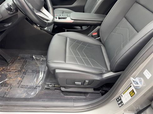 Used 2025 BMW X1 xDrive28i image 26