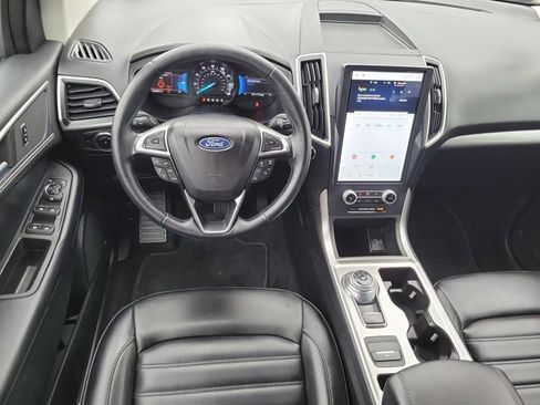 Certified 2023 Ford Edge SEL w/ Convenience Package AWD/4WD image 16