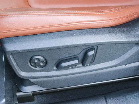 Used 2024 Audi Q5 2.0T Premium image 22