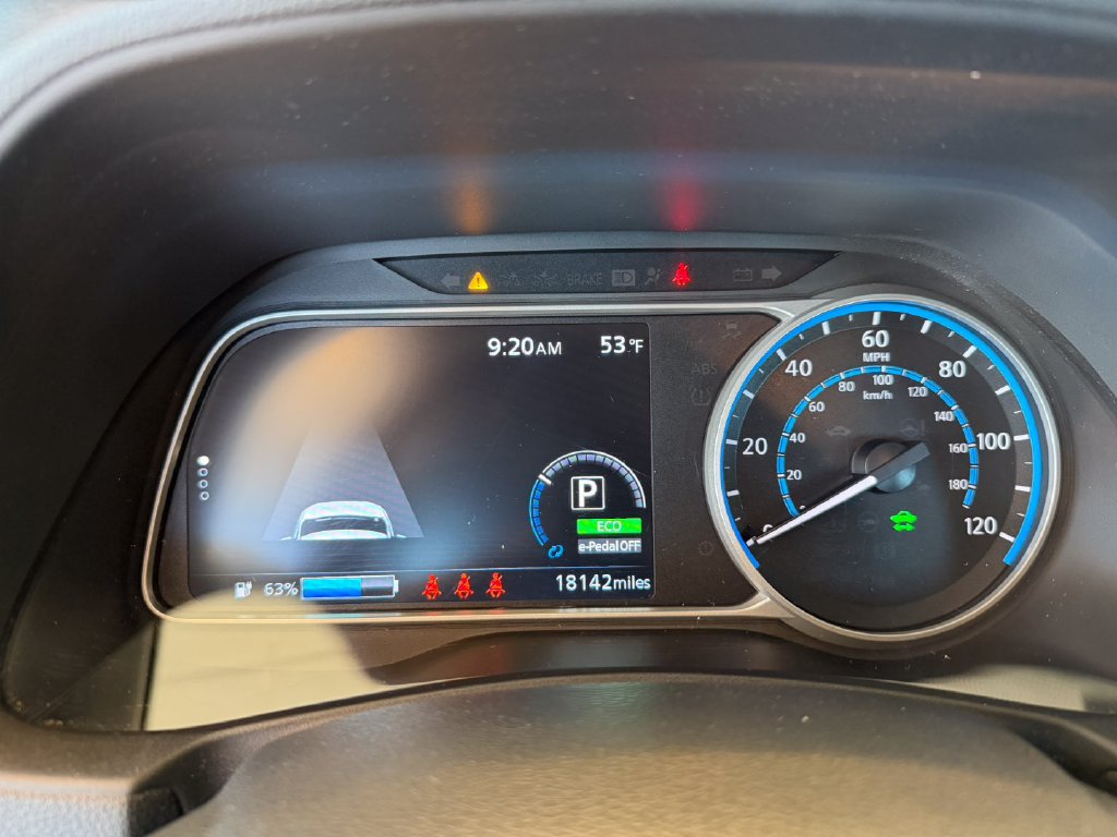 Used 2025 Nissan Leaf SV Plus FWD image 19