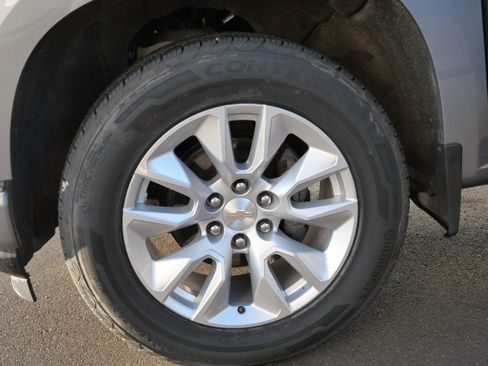 Used 2022 Chevrolet Silverado 1500 Custom w/ Safety Confidence Package image 15