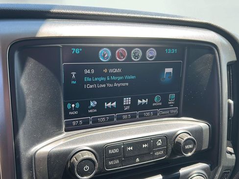 Used 2018 Chevrolet Silverado 1500 LT w/ All Star Edition AWD/4WD image 8