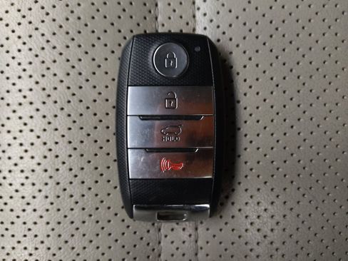 Used 2017 Kia Sorento EX w/ EX V6 Premium Package image 32