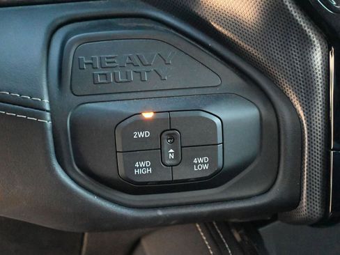 New 2025 RAM 2500 Limited image 19